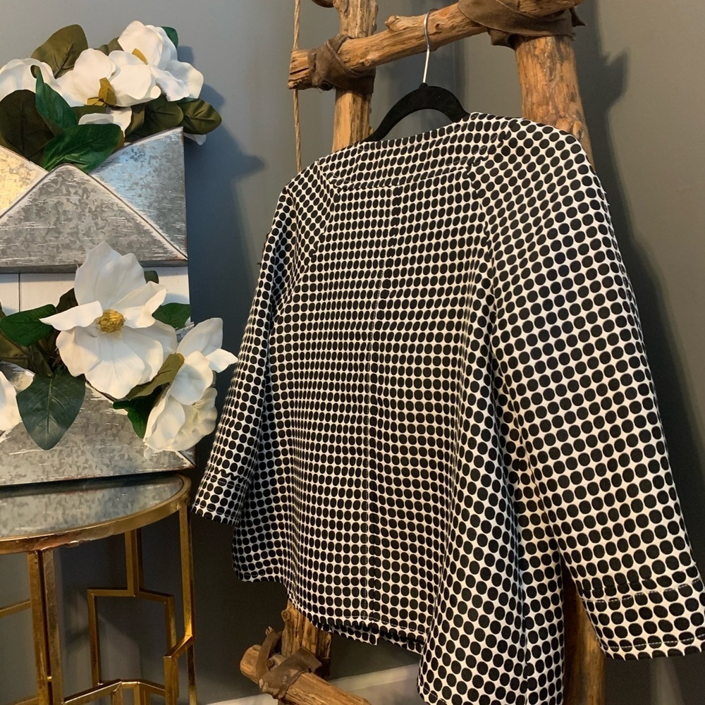 Max Studio Black & White Blazer Size XS - Picture 2 of 8
